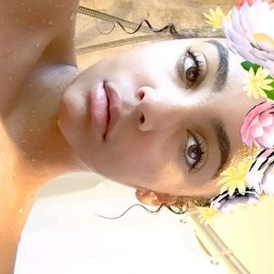 Meet your Posher, Mishyia